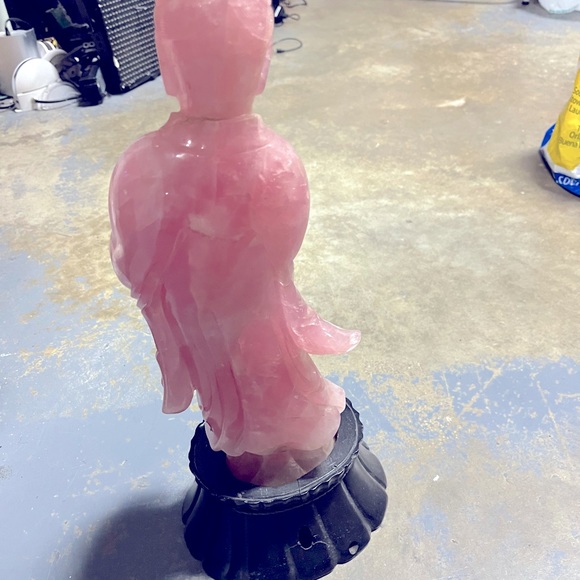 Chinese rose quartz figure of Guanyin - Picture 4 of 5